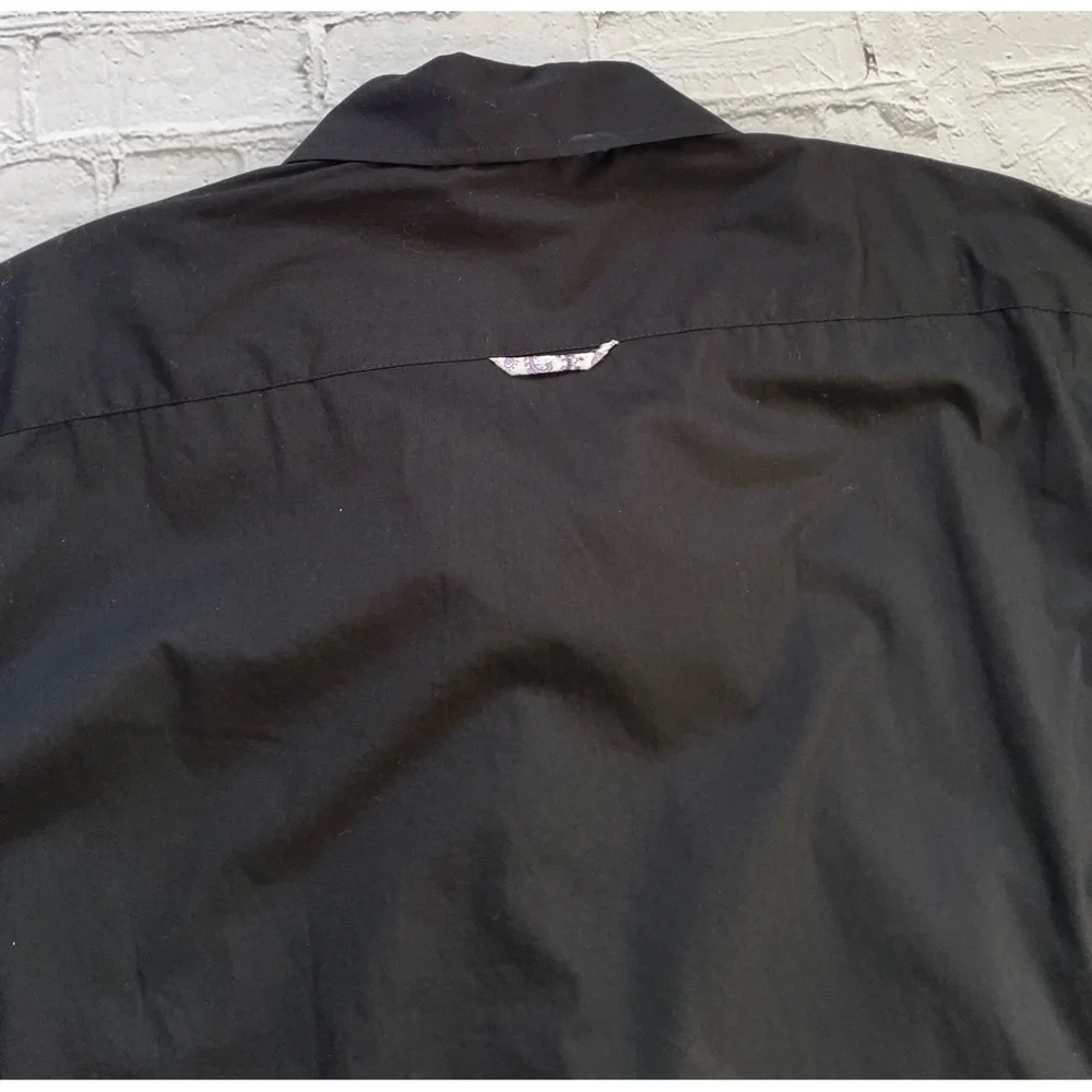 Men’s Black Short Sleeve Button Up Shirt NWT!